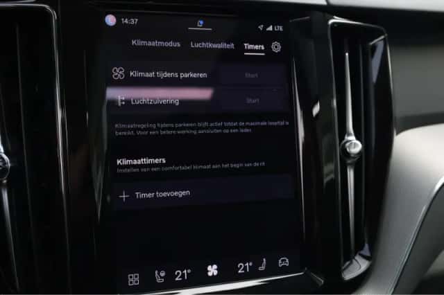 Volvo XC60 (2025) thumbnail 23
