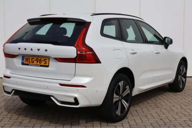 Volvo XC60 (2025) thumbnail 40