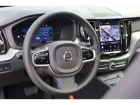Volvo XC60 (2025) thumbnail 5