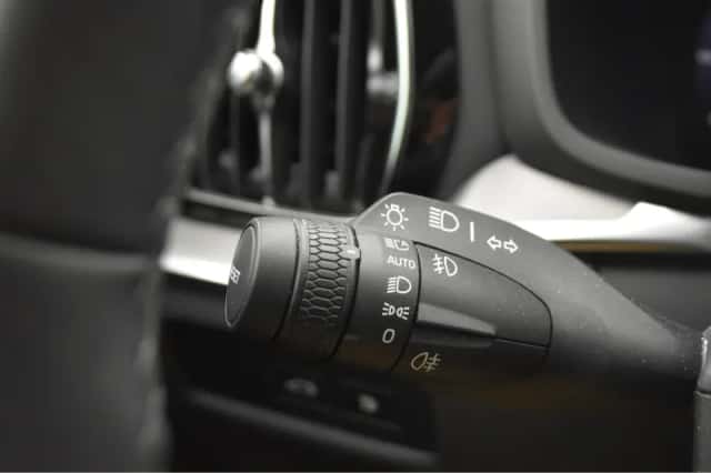 Volvo V60 (2023) thumbnail 14