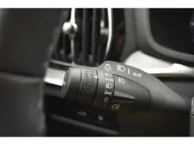 Volvo V60 (2023) thumbnail 14