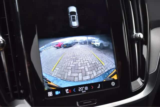 Volvo V60 (2023) thumbnail 19