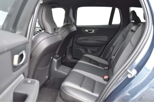 Volvo V60 (2023) thumbnail 21