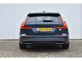 Volvo V60 (2023) thumbnail 5