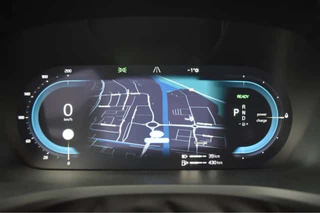 Volvo V60 (2023) thumbnail 9