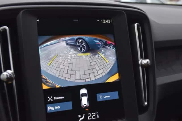 Volvo XC40 (2021) thumbnail 22