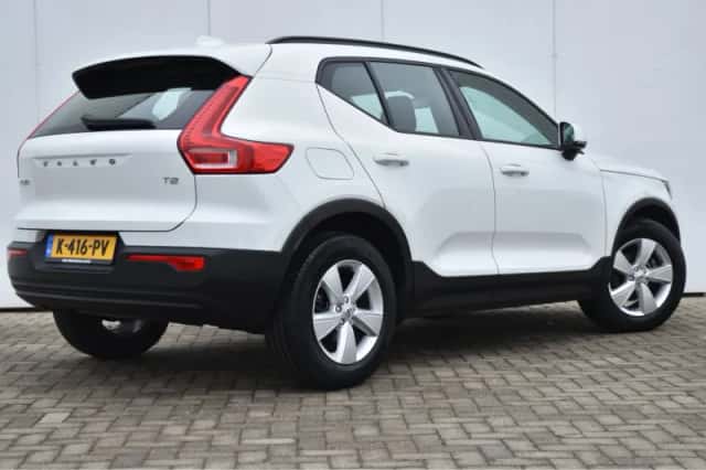 Volvo XC40 (2021) thumbnail 6
