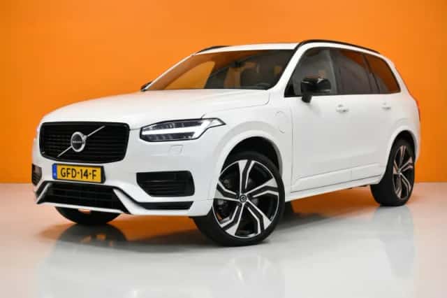 Volvo XC90 (2022) thumbnail 1