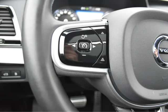 Volvo XC90 (2022) thumbnail 28