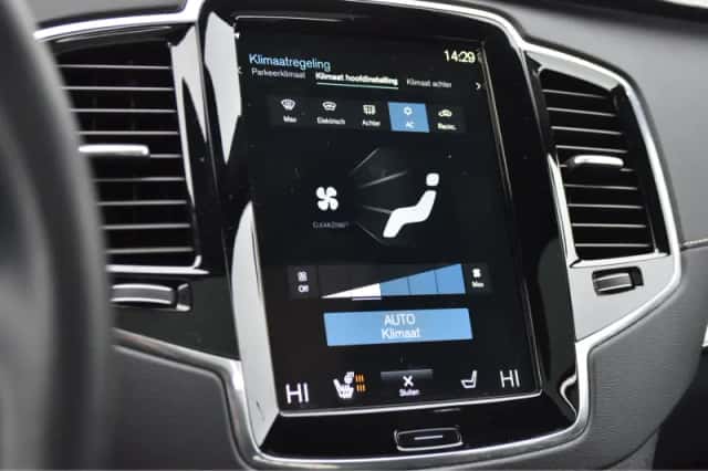 Volvo XC90 (2022) thumbnail 34