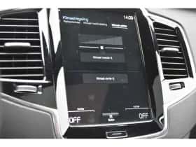 Volvo XC90 (2022) thumbnail 36