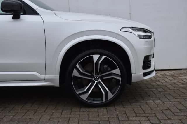 Volvo XC90 (2022) thumbnail 5
