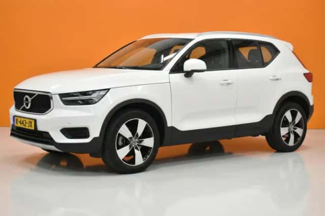 Volvo XC40 (2021) thumbnail 1