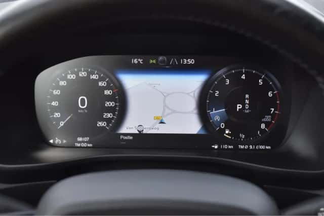 Volvo XC40 (2021) thumbnail 12