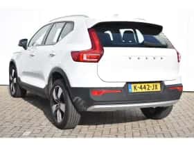 Volvo XC40 (2021) thumbnail 6