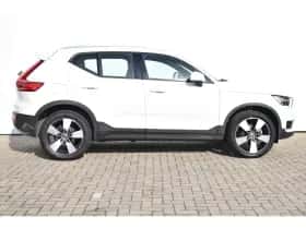 Volvo XC40 (2021) thumbnail 7