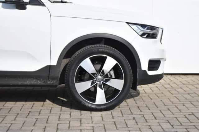 Volvo XC40 (2021) thumbnail 8