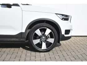 Volvo XC40 (2021) thumbnail 8