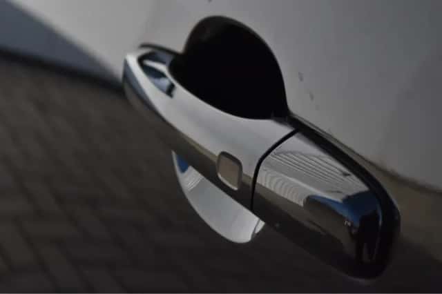 Volvo V40 (2020) thumbnail 11