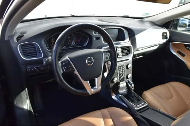 Volvo V40 (2020) thumbnail 12