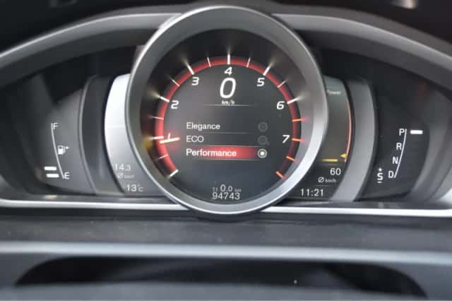 Volvo V40 (2020) thumbnail 18
