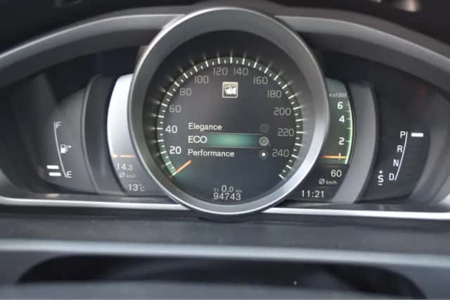 Volvo V40 (2020) thumbnail 19
