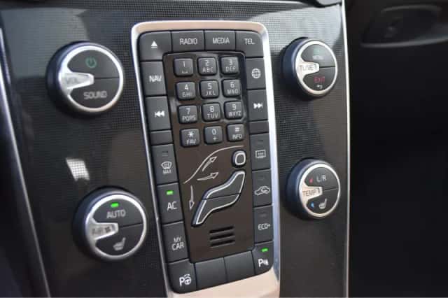 Volvo V40 (2020) thumbnail 24