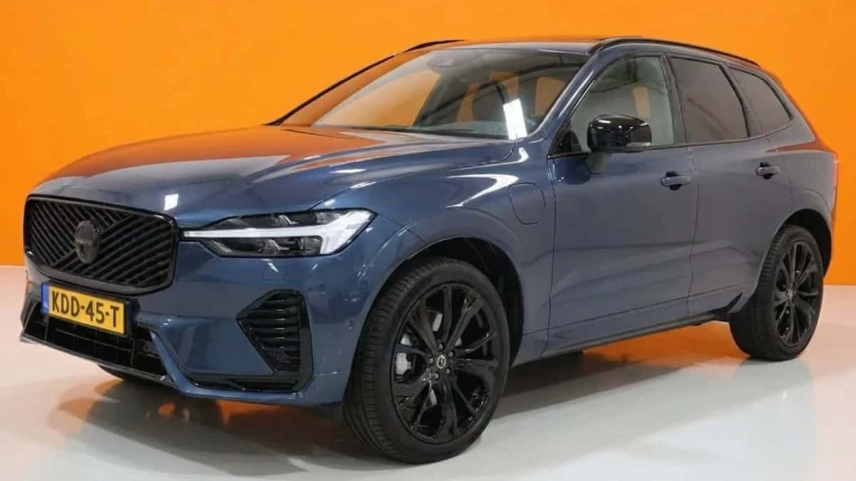 Volvo XC60 (2026) — foto 1