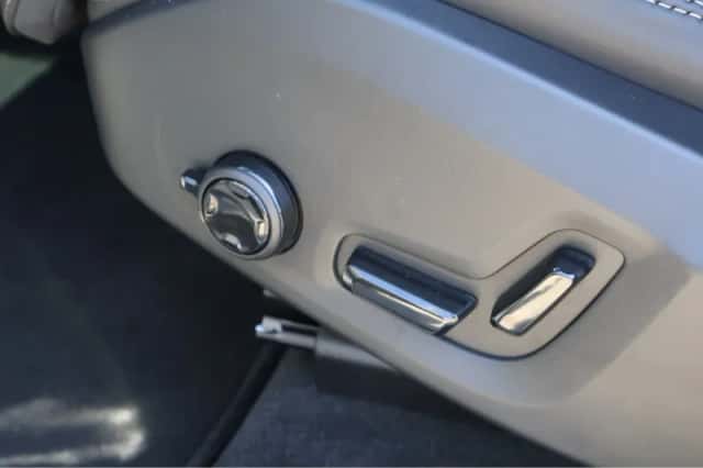 Volvo XC60 (2026) thumbnail 15