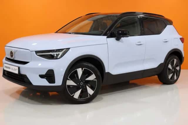 Volvo EX40 (2026) thumbnail 1