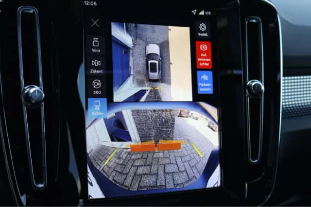 Volvo EX40 (2026) thumbnail 15