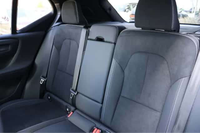Volvo EX40 (2026) thumbnail 25