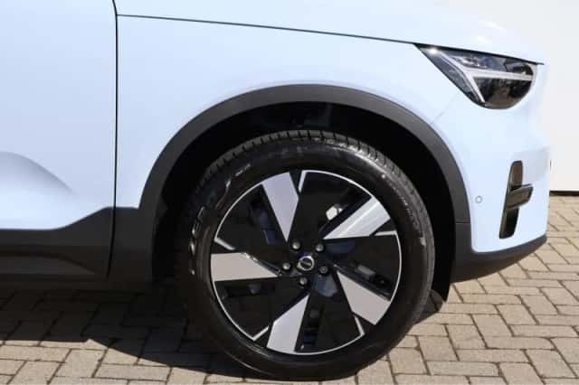 Volvo EX40 (2026) thumbnail 33