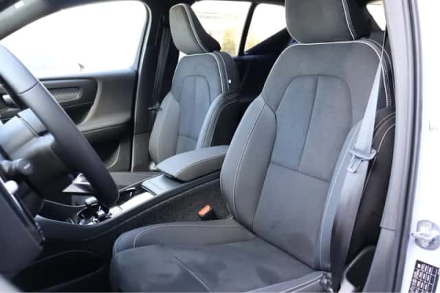 Volvo EX40 (2026) thumbnail 7