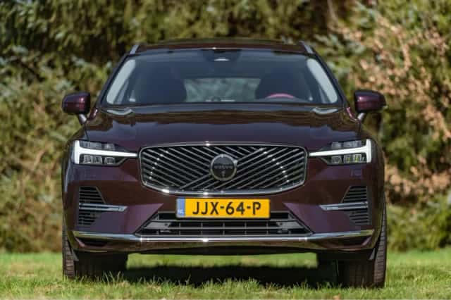 Volvo XC60 (2025) thumbnail 9