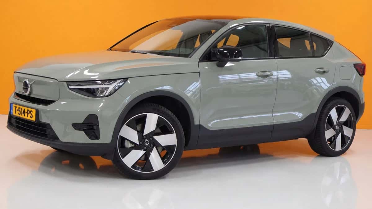 Volvo C40 (2023) — foto 1