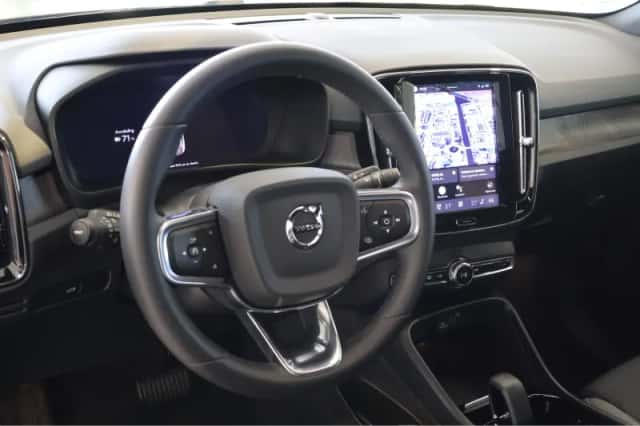 Volvo C40 (2023) thumbnail 6