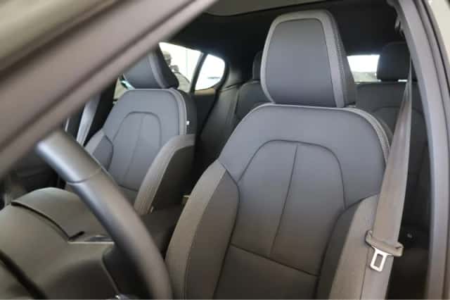 Volvo C40 (2023) thumbnail 8