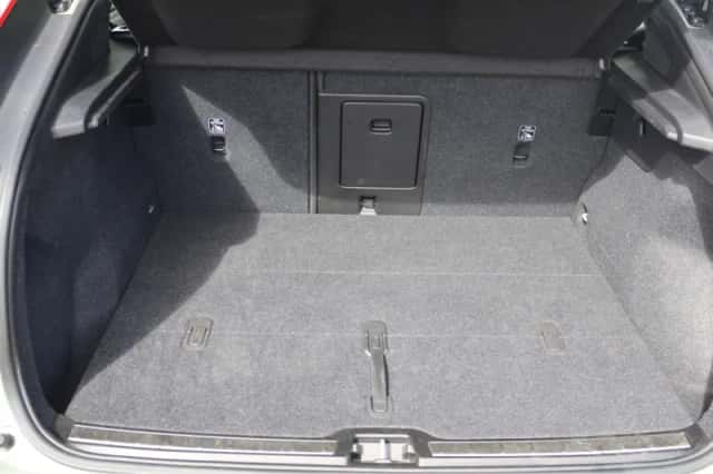 Volvo C40 (2023) thumbnail 9