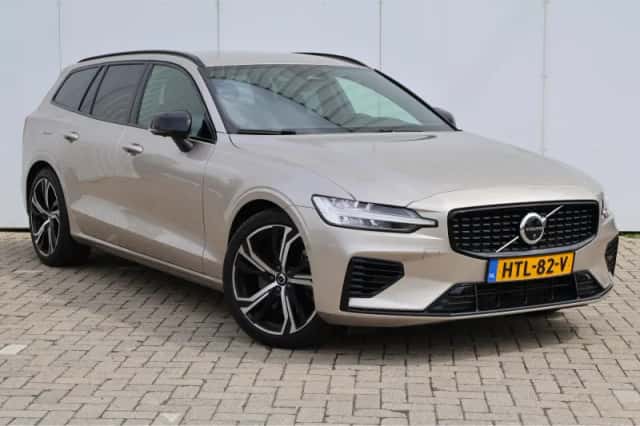 Volvo V60 (2025) thumbnail 3