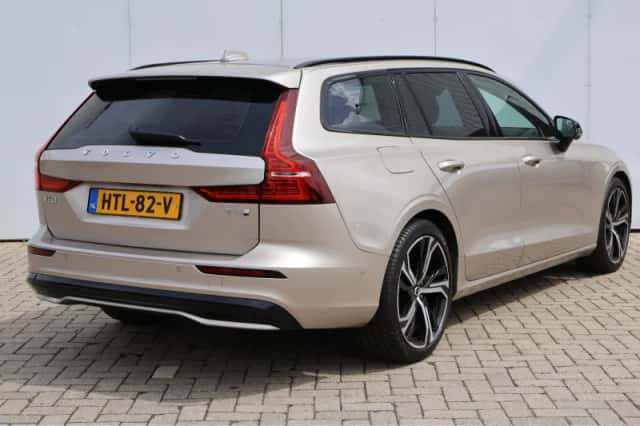 Volvo V60 (2025) thumbnail 4