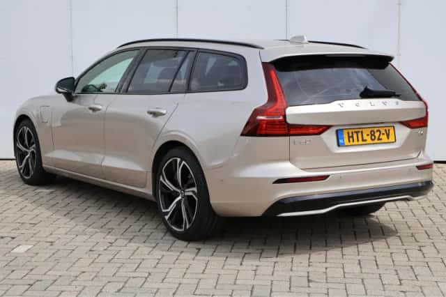 Volvo V60 (2025) thumbnail 6