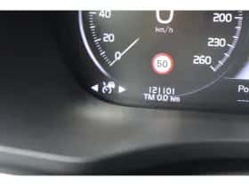 Volvo XC60 (2019) thumbnail 22