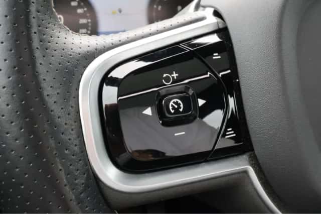 Volvo V90 (2020) thumbnail 15