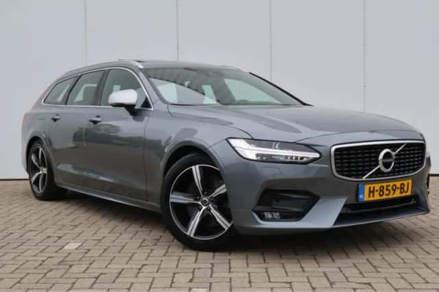 Volvo V90 (2020) thumbnail 3