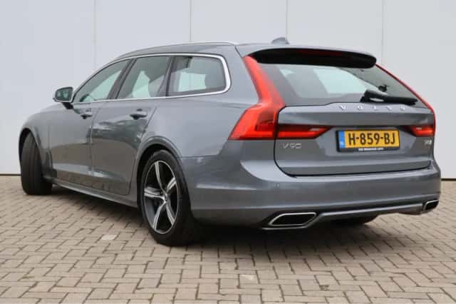 Volvo V90 (2020) thumbnail 36