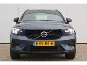 Volvo XC40 (2025) thumbnail 3