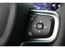 Volvo XC40 (2025) thumbnail 25