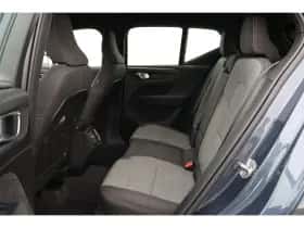 Volvo XC40 (2025) thumbnail 39