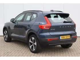 Volvo XC40 (2025) thumbnail 8